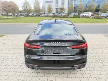 AUDI A5 40 TFSI S line Aut. Navi Led Shz Pdc