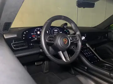 Porsche Taycan GTS   Massagefunktion