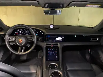 Porsche Taycan GTS   Massagefunktion