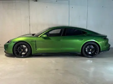 Porsche Taycan GTS   Massagefunktion
