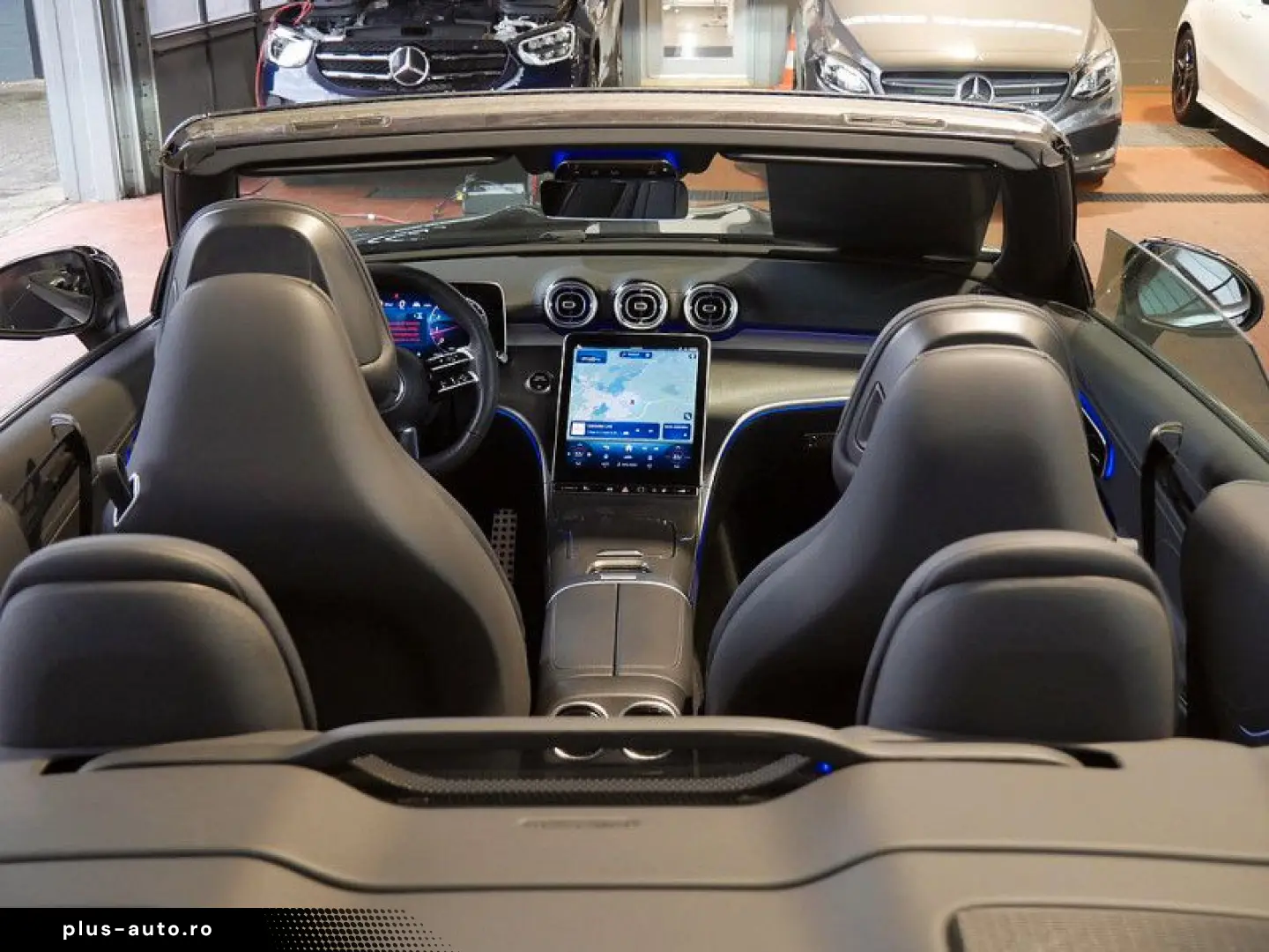 MERCEDES-BENZ CLE 300 4M Cabriolet   AMG ight Distr Memo 360