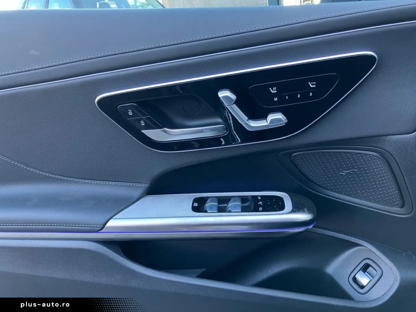 MERCEDES-BENZ CLE 300 4M Cabrio AMG NIGHT MEMORY DIG&hellip;