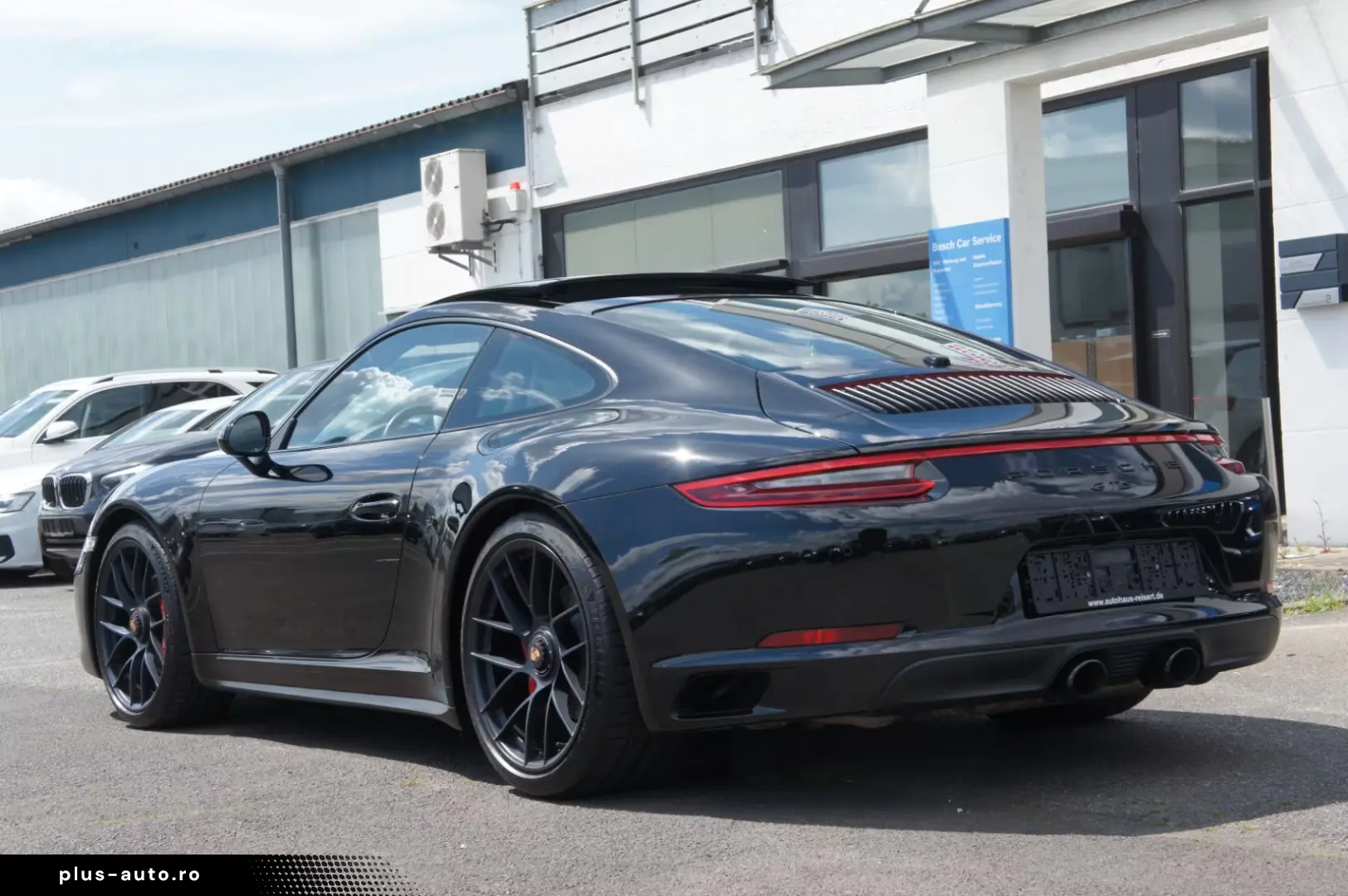 Porsche 911 991.2 Carrera 4 GTS