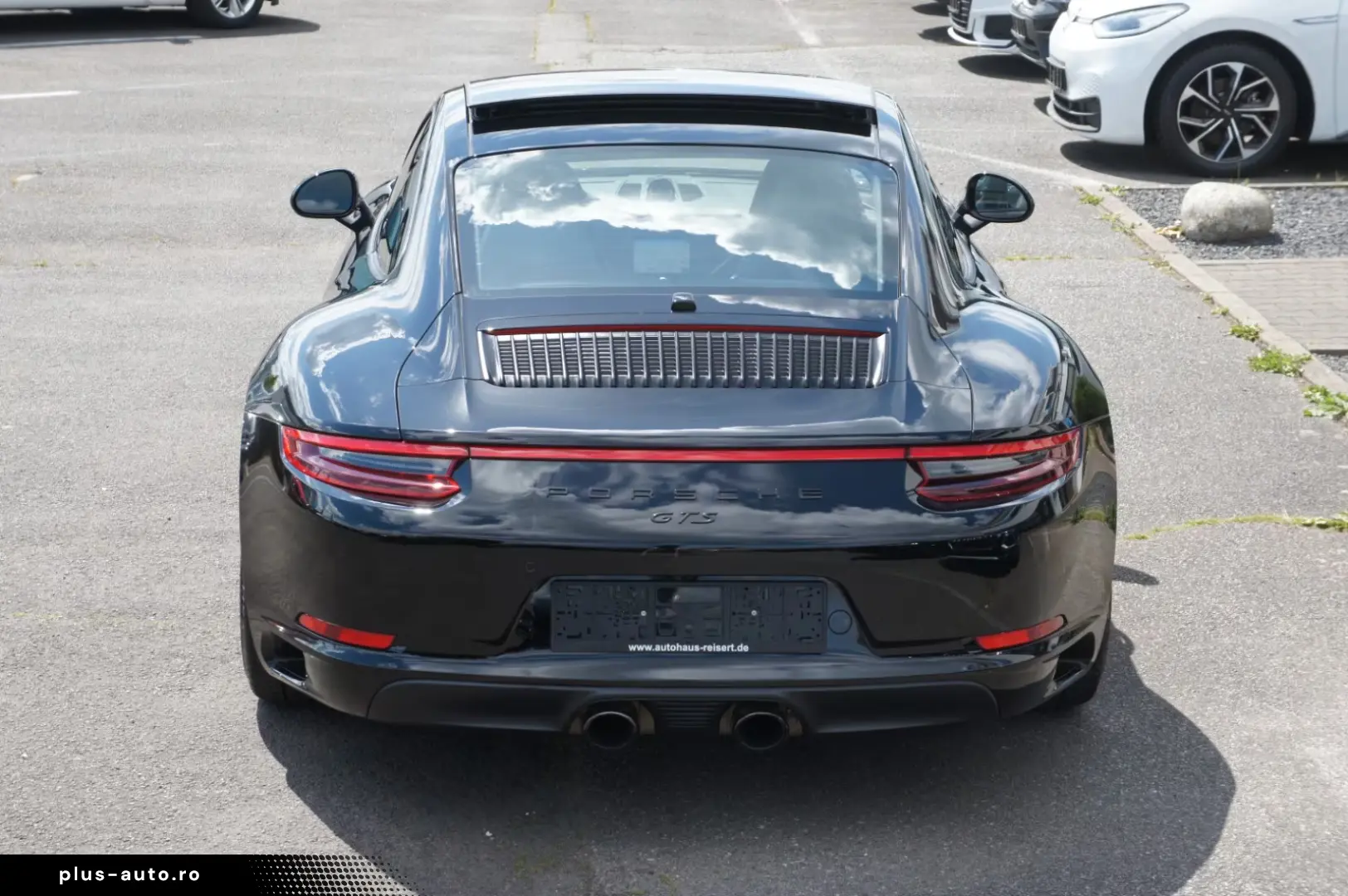 Porsche 911 991.2 Carrera 4 GTS