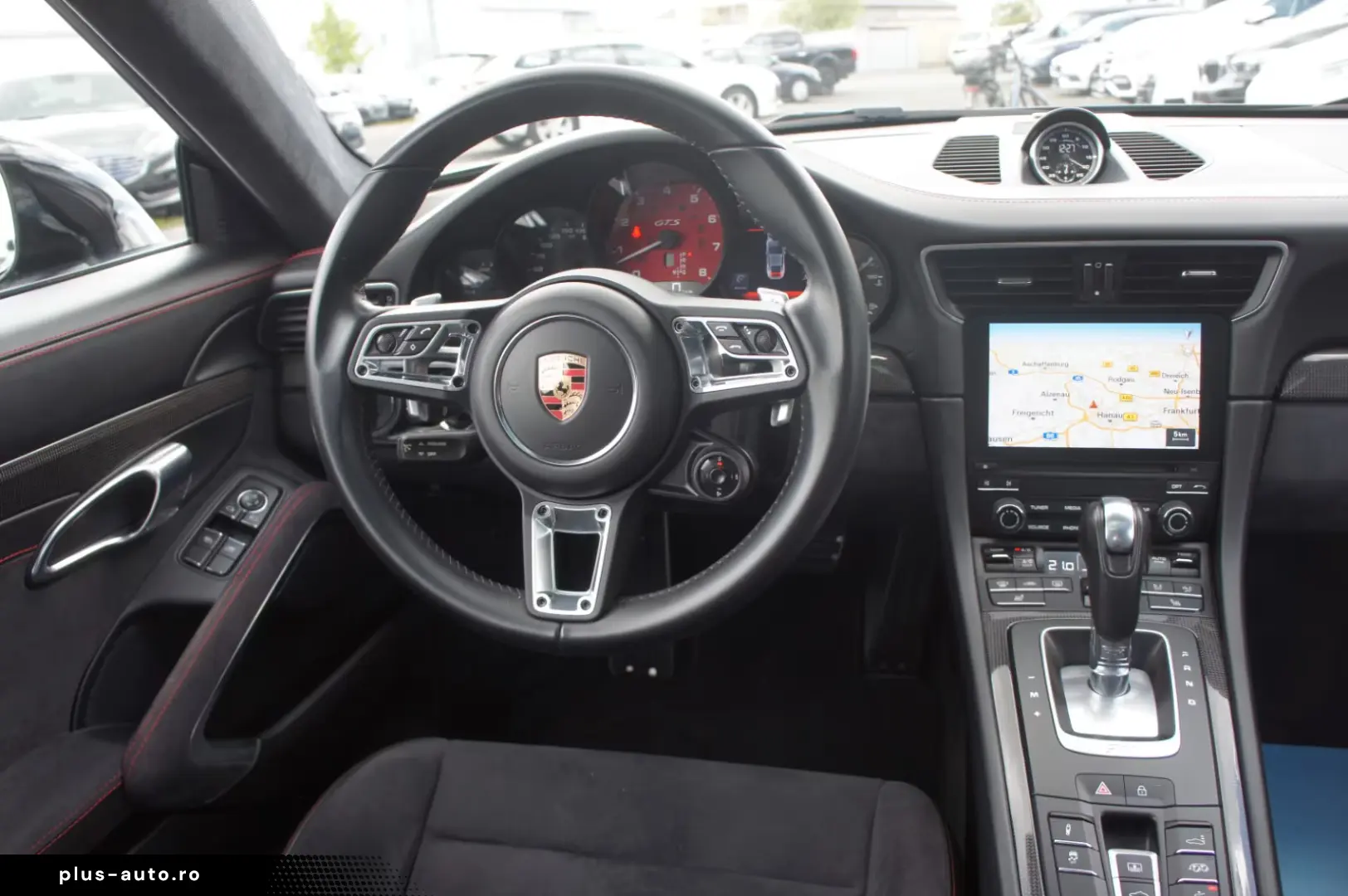 Porsche 911 991.2 Carrera 4 GTS