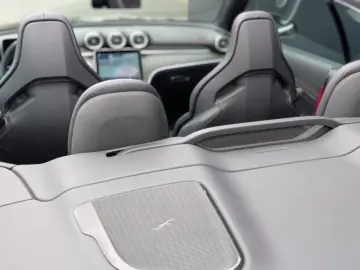 MERCEDES-BENZ Mercedes-AMG CLE 53 4MATIC Performance Sitze