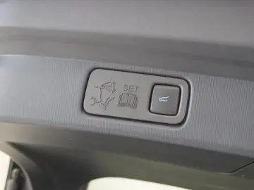 FORD Mustang Mach-E 75kWh AWD 269pk 93% SoH [ PANO 19