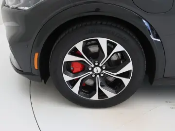 FORD Mustang Mach-E 75kWh AWD 269pk 93% SoH [ PANO 19