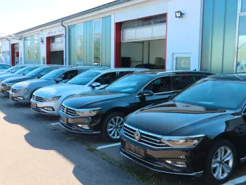 BYD ATTO 3 Design 60kWh 150kW Leder Navi