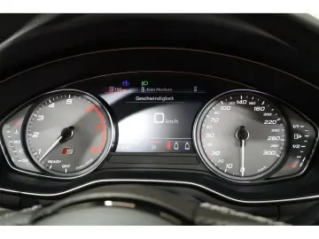AUDI S5 Cabriolet 3.0 TFSI quattro B&O SH PDC