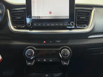 KIA Stonic 1.0 T-GDI DCT