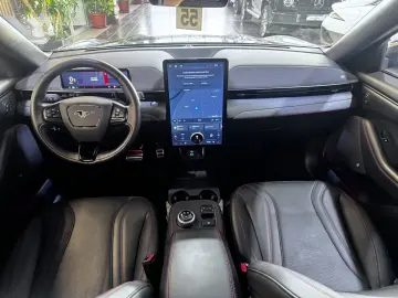 FORD Mustang Mach-E AWD LED Leder R.Cam ACC Co-Pilot