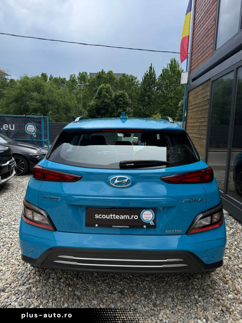 Hyundai Kona Select EV