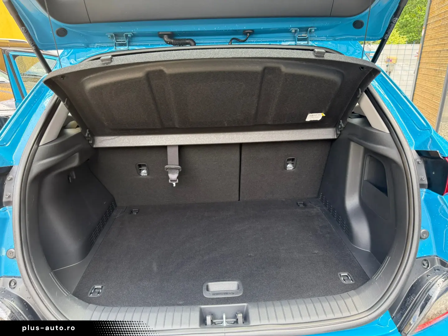 Hyundai Kona Select EV