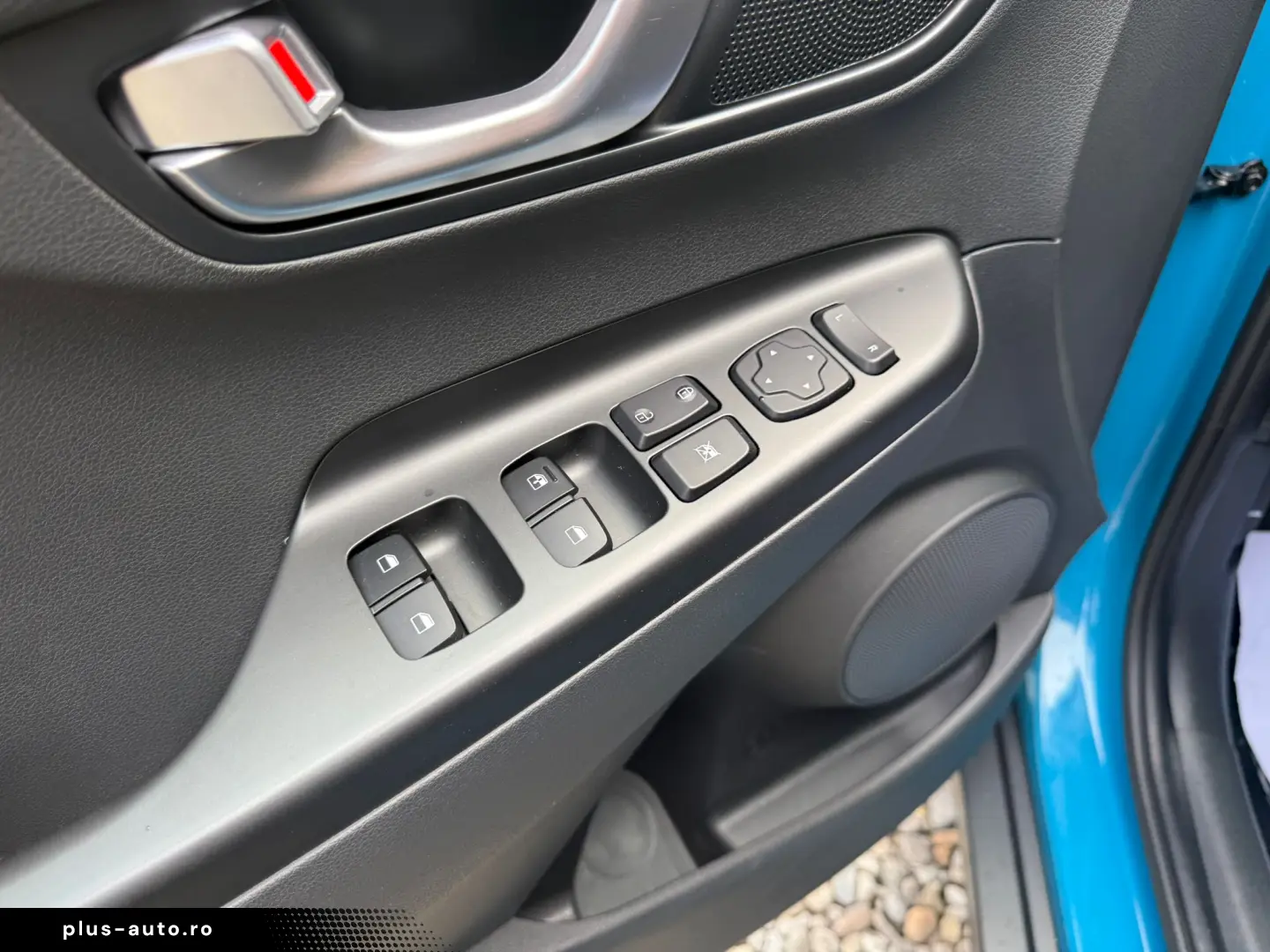 Hyundai Kona Select EV
