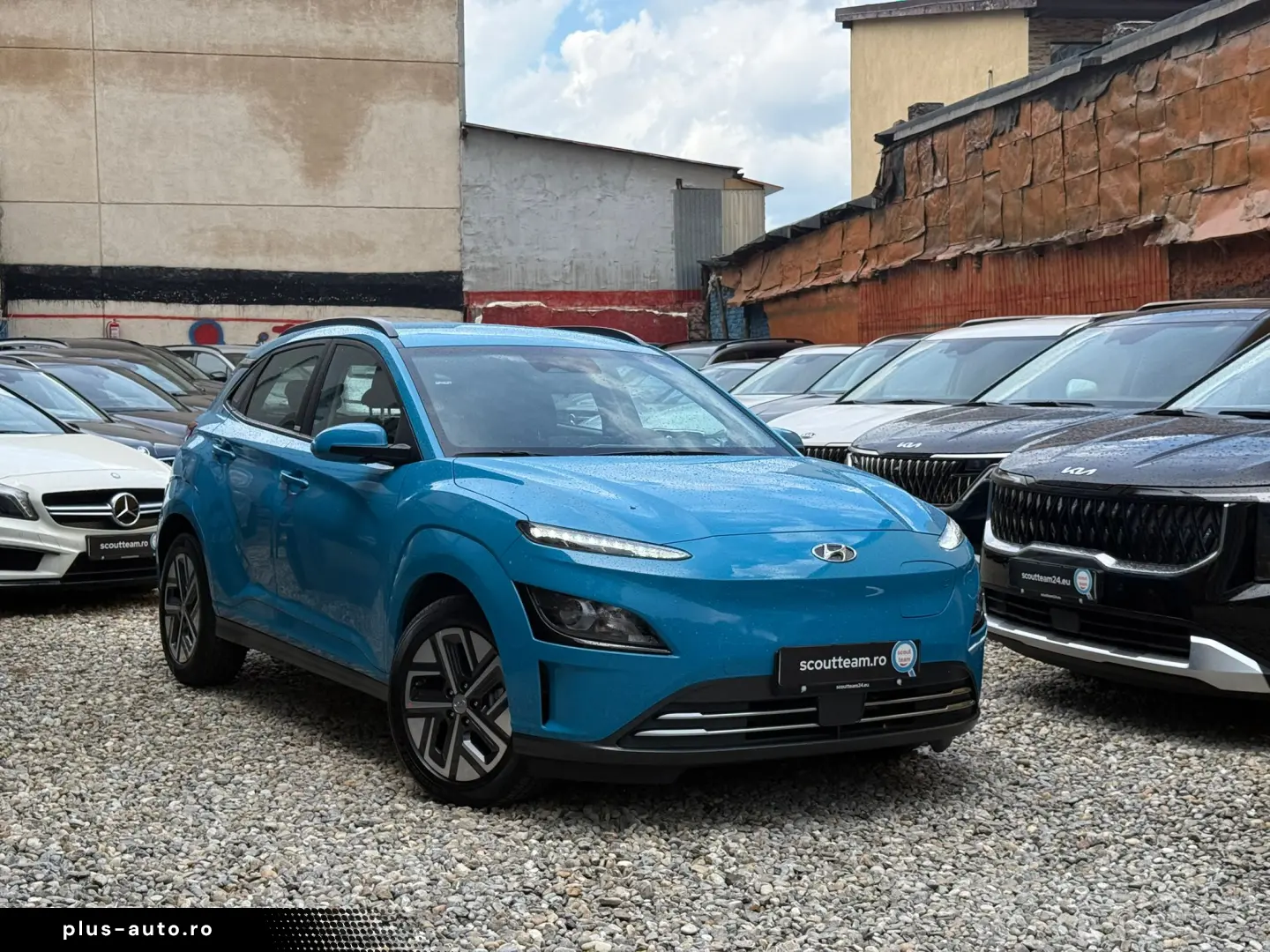 Hyundai Kona Select EV