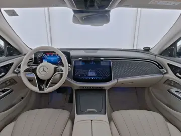 MERCEDES-BENZ E 200 Exclusive Standhz Pano HUD AMG