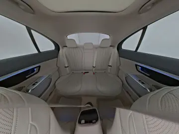 MERCEDES-BENZ E 200 Exclusive Standhz Pano HUD AMG