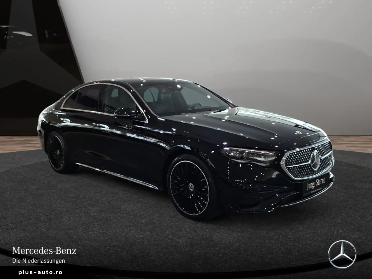 MERCEDES-BENZ E 200 AMG Premium Pano Led SUPERSCREEN