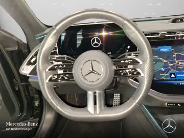 MERCEDES-BENZ E 200 AMG Premium Pano Led SUPERSCREEN