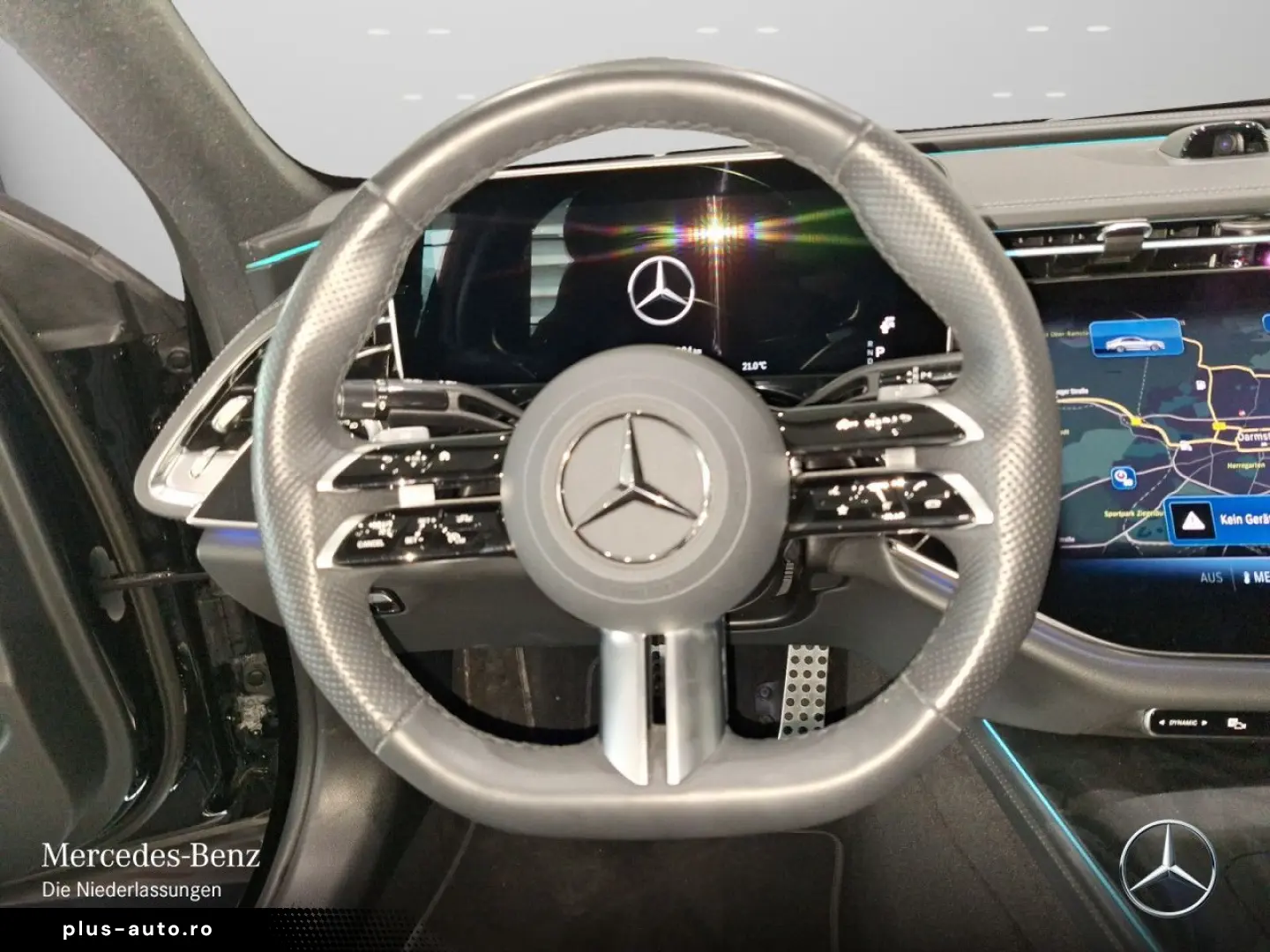 MERCEDES-BENZ E 200 AMG Premium Pano Led SUPERSCREEN