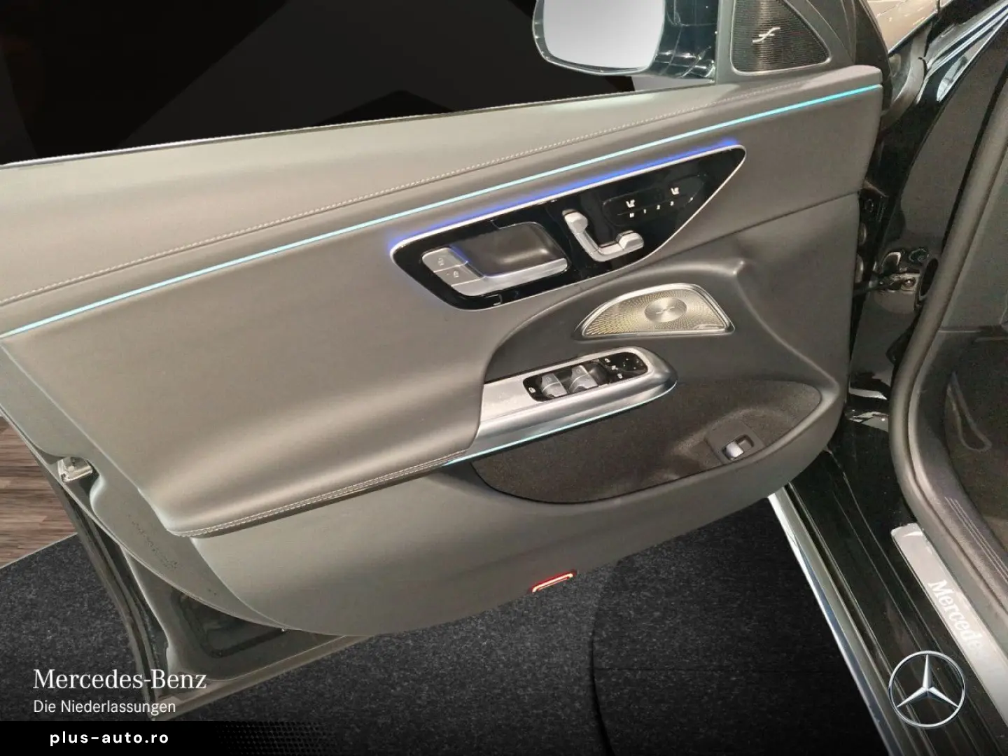 MERCEDES-BENZ E 200 AMG Premium Pano Led SUPERSCREEN