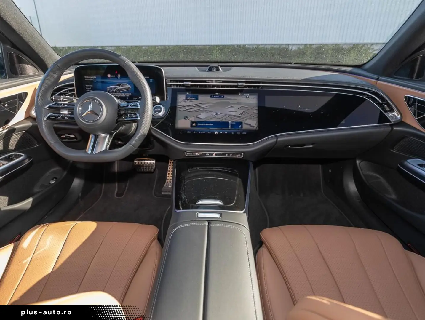 MERCEDES-BENZ E 200 Limousine Pano ACC ParkAss. LED SpurH LM
