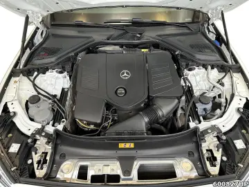 MERCEDES-BENZ E 200 AMG Night DIGITAL AHK Pano 20  AMG 360