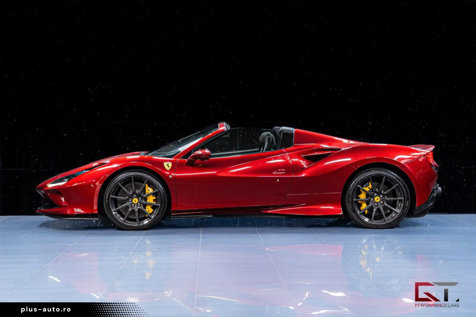 FERRARI F8 Spider