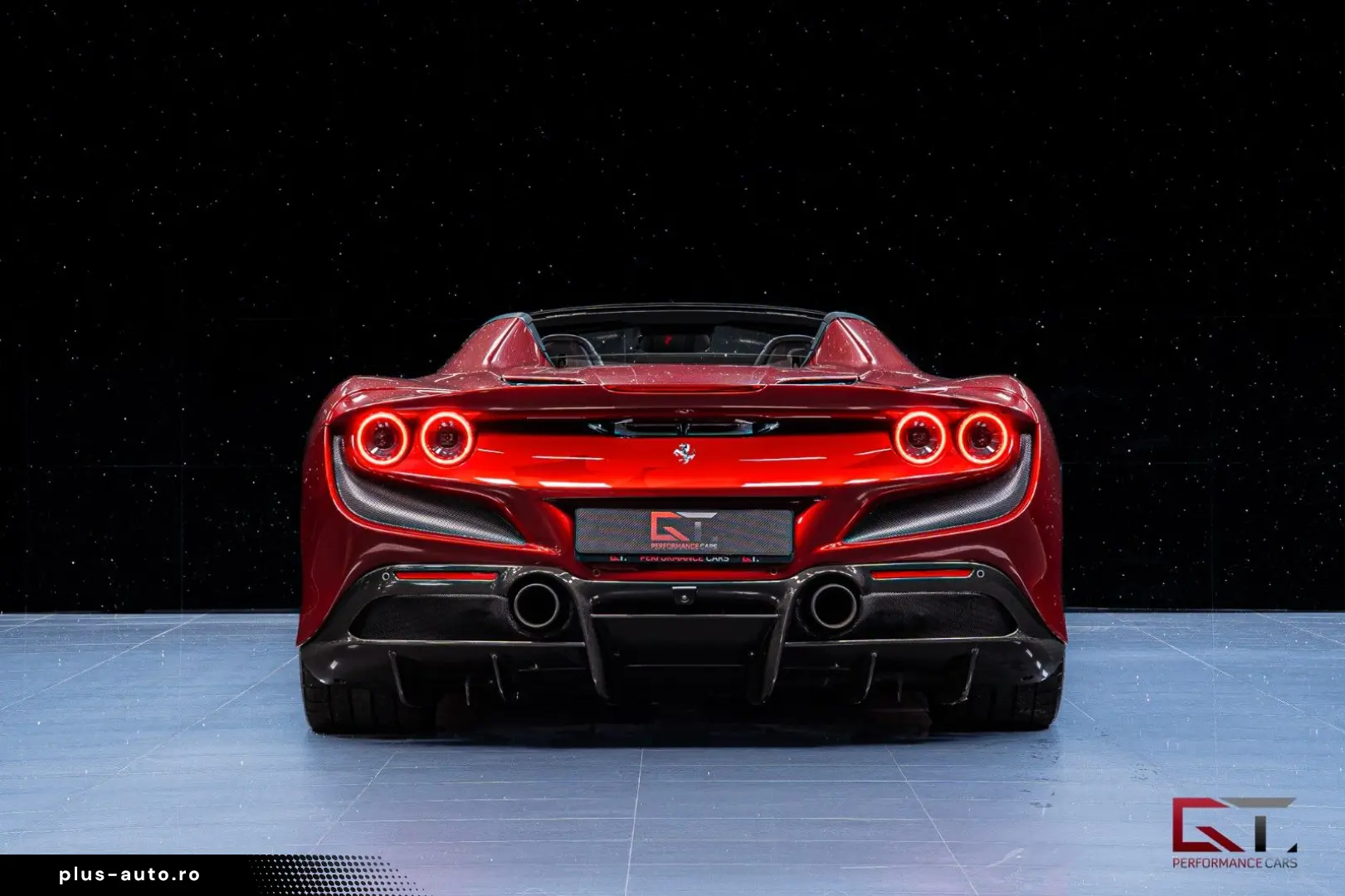 FERRARI F8 Spider