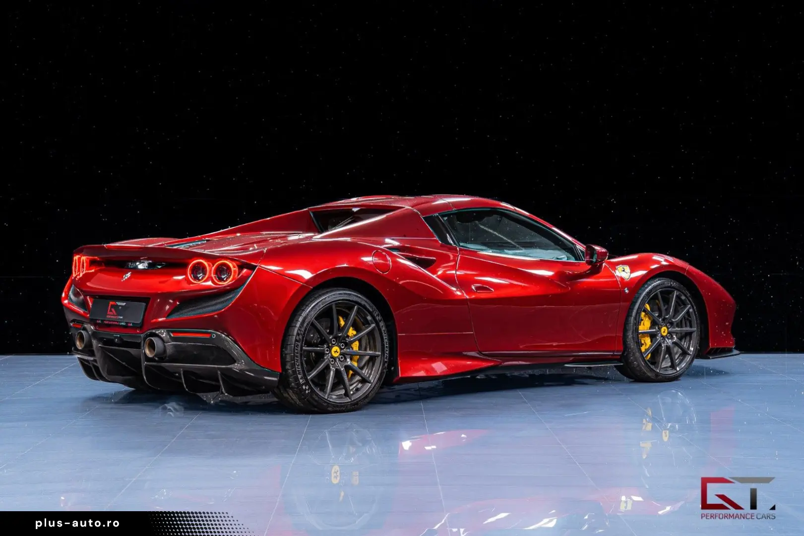 FERRARI F8 Spider
