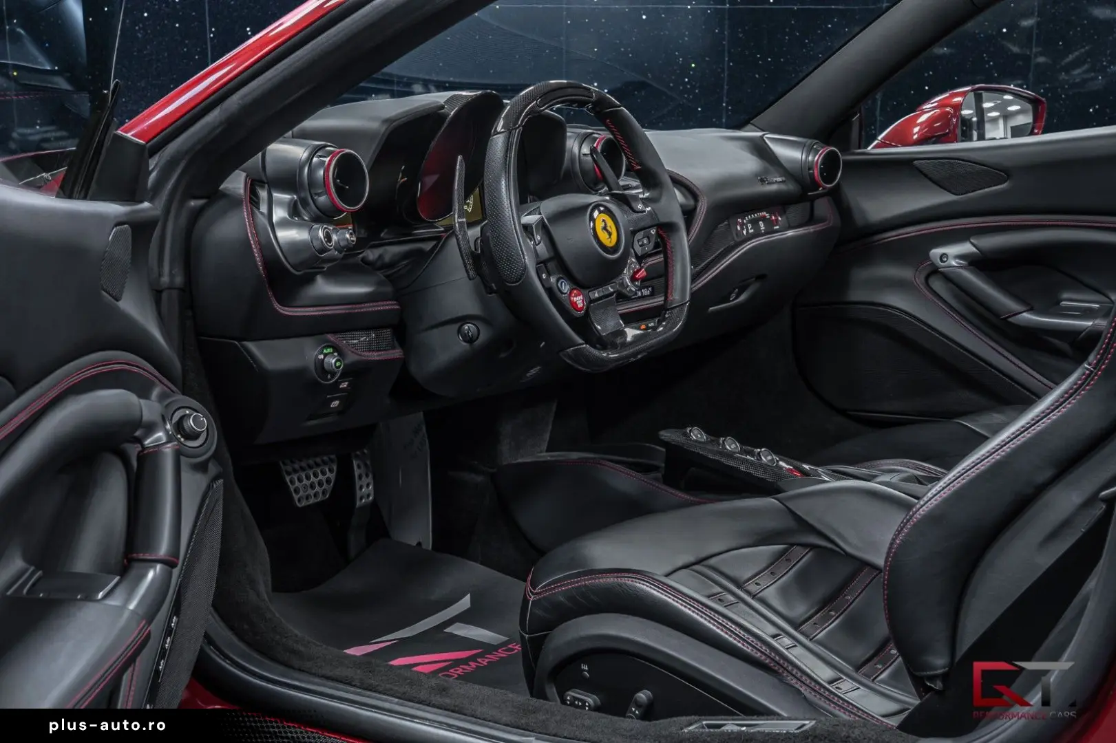 FERRARI F8 Spider