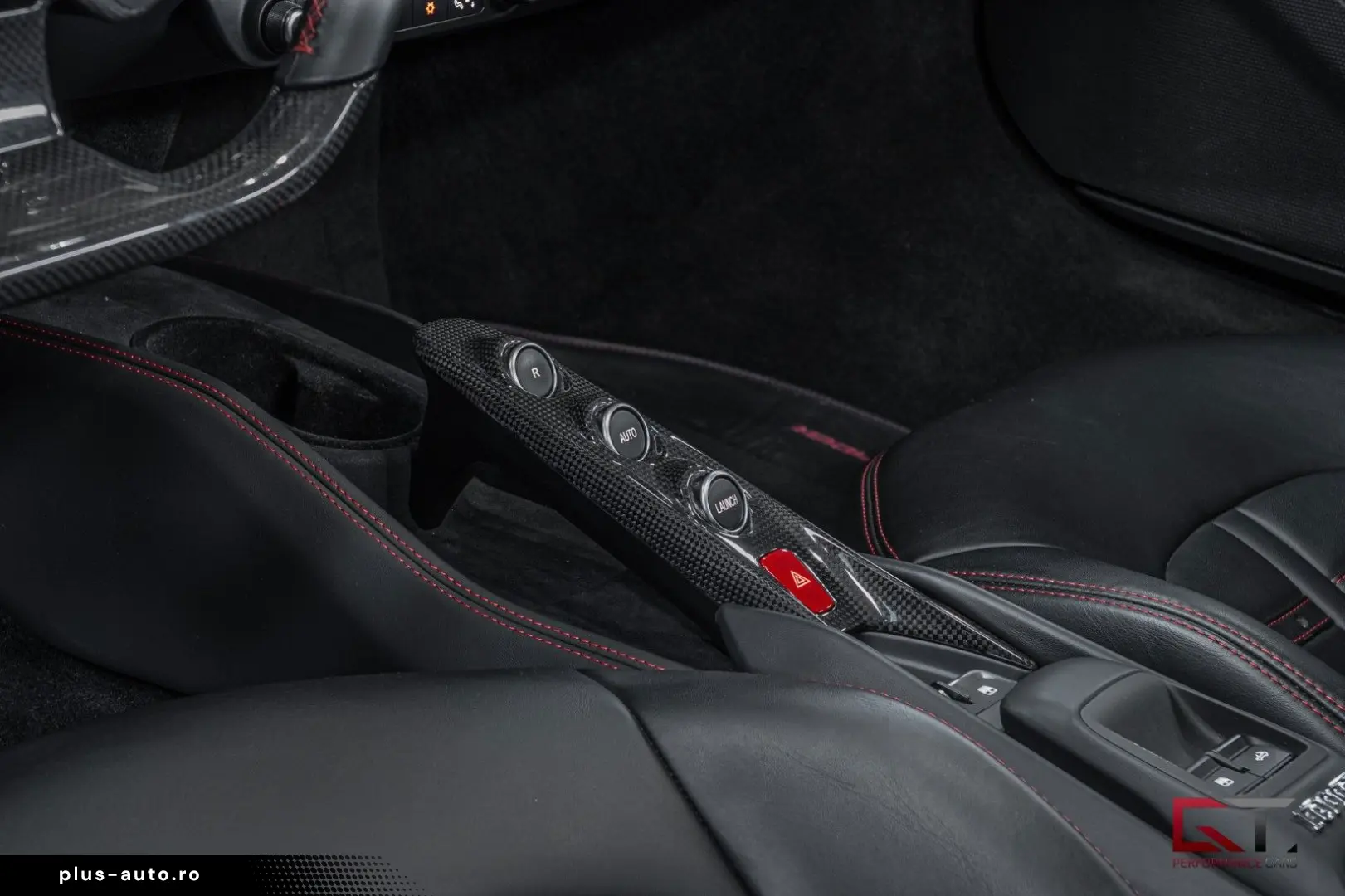 FERRARI F8 Spider