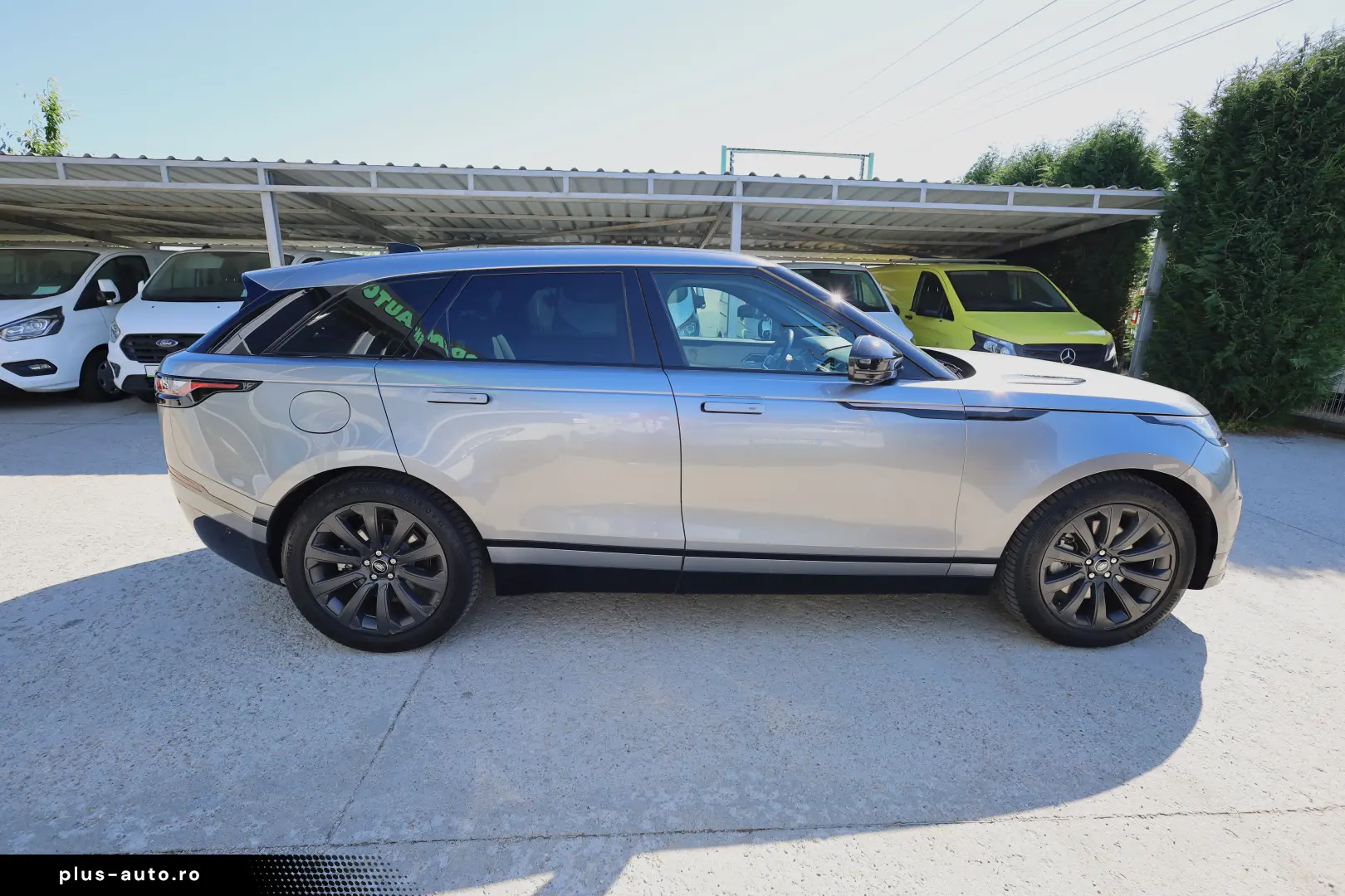 Land-Rover Range-Rover-Velar MHEV 2.0D R-Dynamic HSE