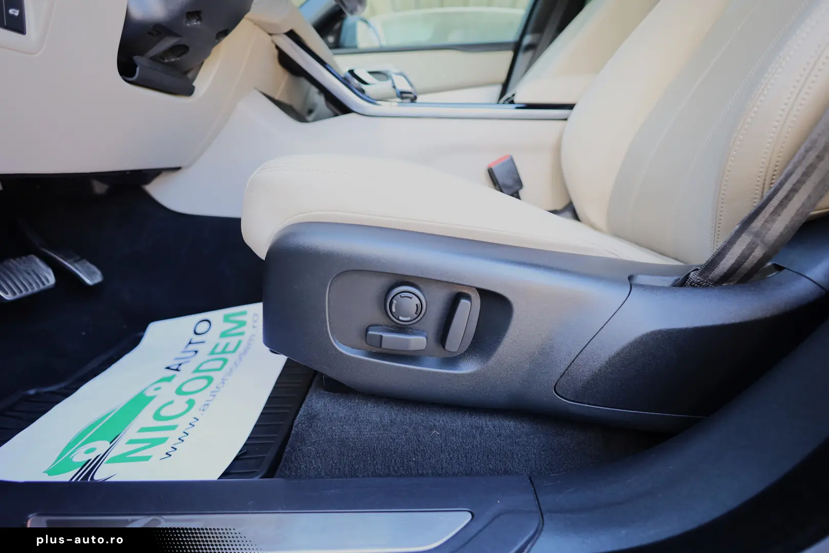 Land-Rover Range-Rover-Velar MHEV 2.0D R-Dynamic HSE