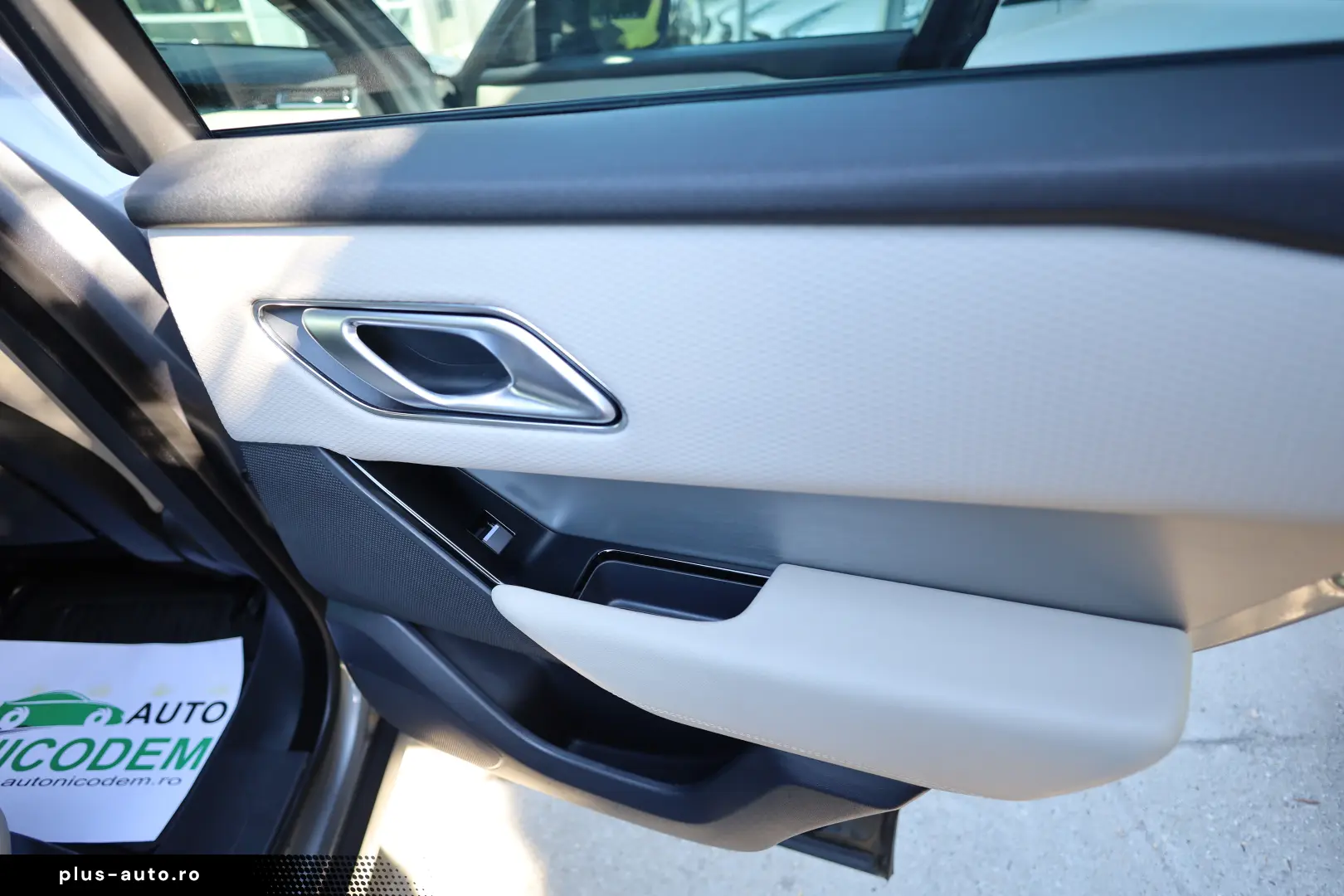 Land-Rover Range-Rover-Velar MHEV 2.0D R-Dynamic HSE