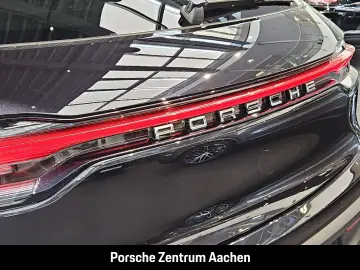 Porsche Macan S Pano