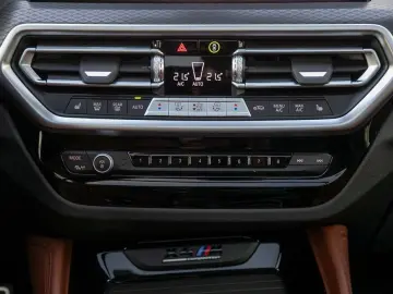 BMW X4 M Competition Paket Pano HeadUp harman kardon