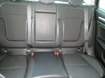 RENAULT MEGANE 1.3 TCe 140CP Intens EDC
