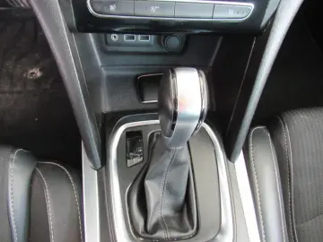 RENAULT MEGANE 1.3 TCe 140CP Intens EDC