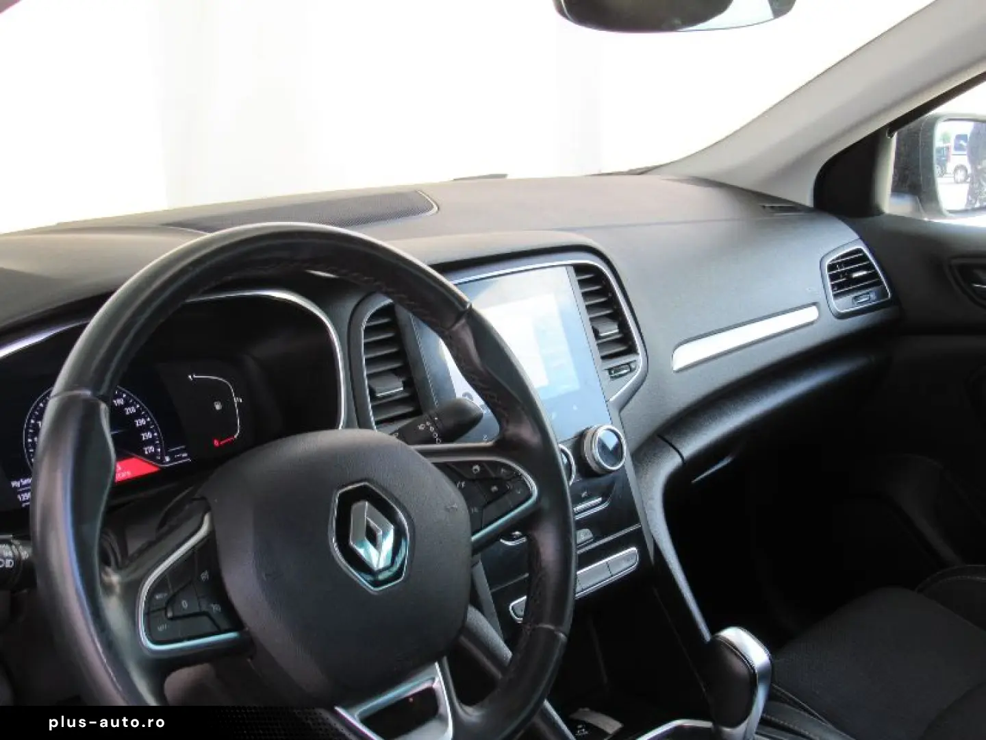 RENAULT MEGANE 1.3 TCe 140CP Intens EDC