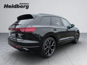 VW Touareg 3.0 V6 R eHybrid 4M AHK PANO 22  Nachtsi