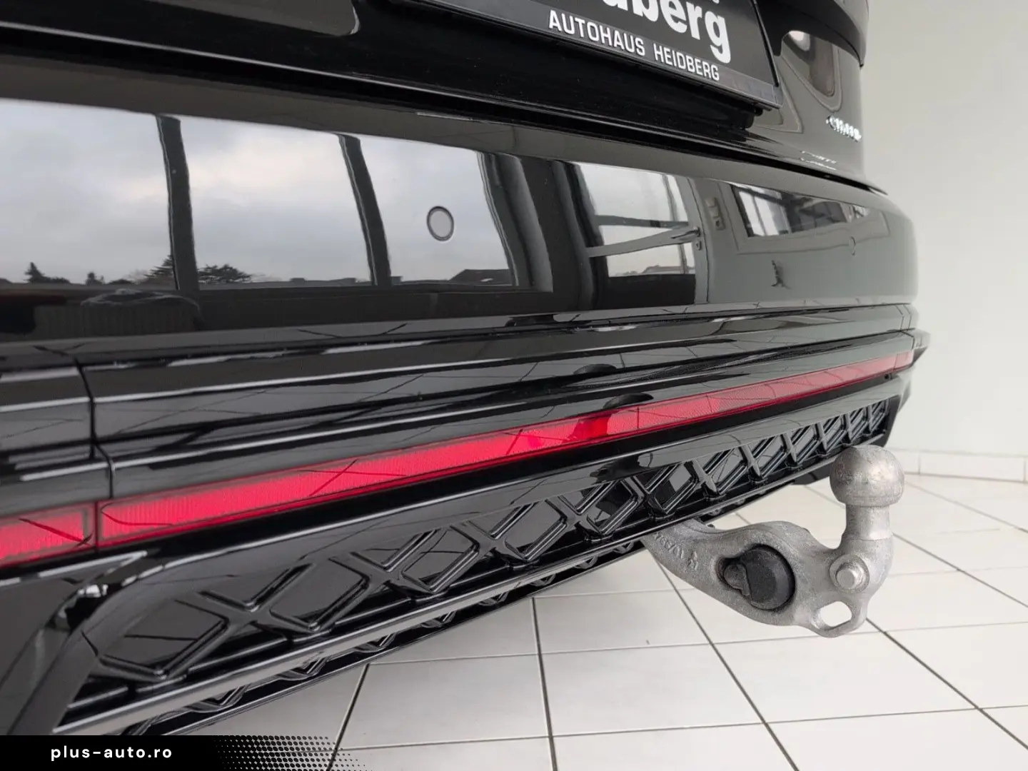 VW Touareg 3.0 V6 R eHybrid 4M AHK PANO 22  Nachtsi
