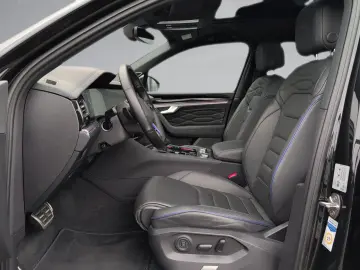 VW Touareg 3.0 V6 R eHybrid 4M AHK PANO 22  Nachtsi