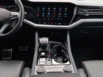 VW Touareg 3.0 V6 R eHybrid 4M AHK PANO 22  Nachtsi