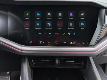 VW Touareg 3.0 V6 R eHybrid 4M AHK PANO 22  Nachtsi