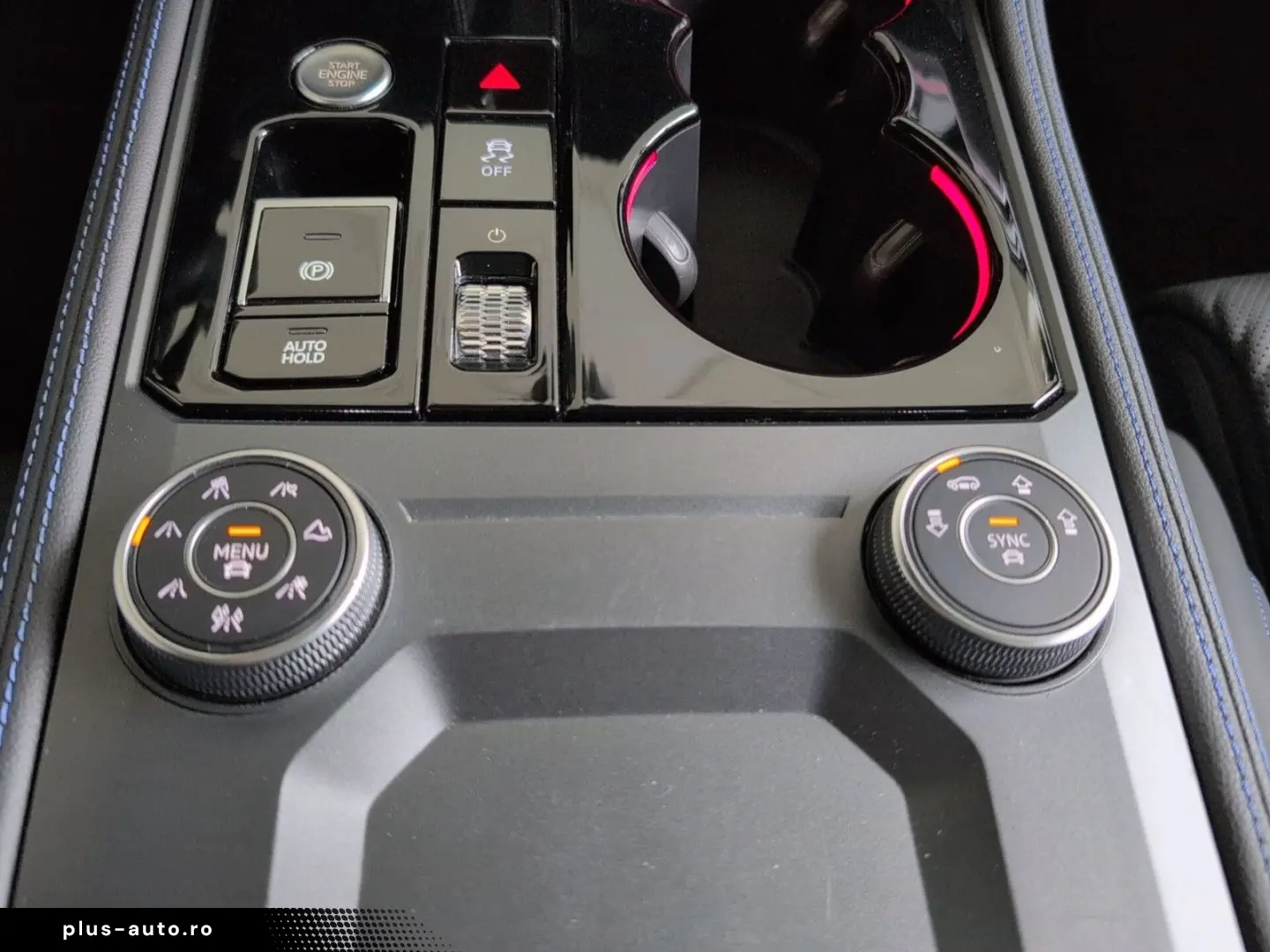 VW Touareg 3.0 V6 R eHybrid 4M AHK PANO 22  Nachtsi