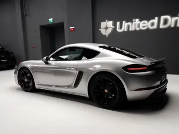 Porsche Cayman