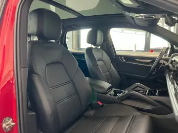 Porsche Cayenne S   Offroad-Paket   Massage   BOSE