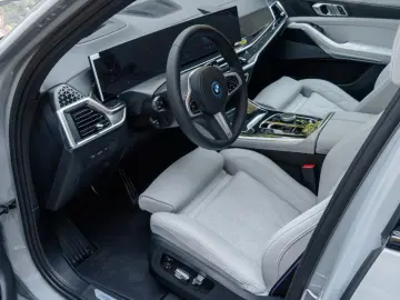 BMW X5 50eM.DRNeuzstd  o.Gebrauchs.LUFTF.H K.AHK.22